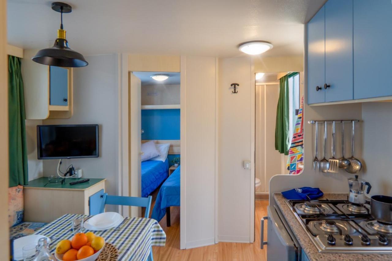 Sereno Camping Holiday Moniga del Garda Exterior foto