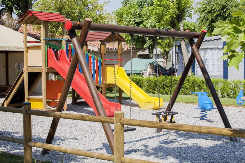 Sereno Camping Holiday Moniga del Garda Exterior foto