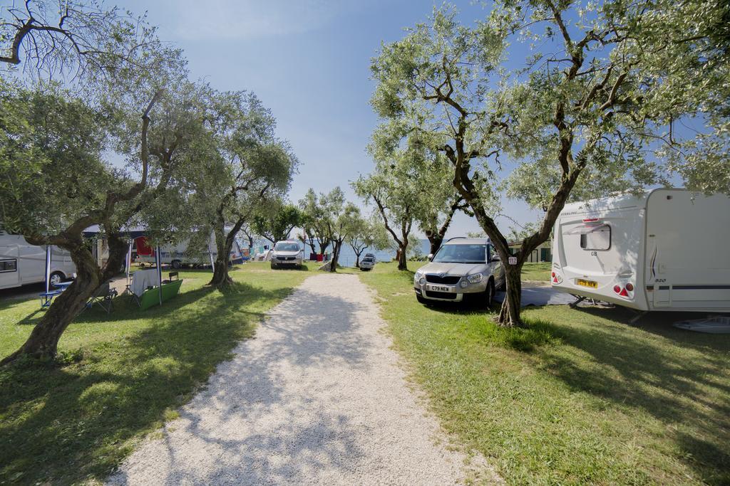 Sereno Camping Holiday Moniga del Garda Exterior foto