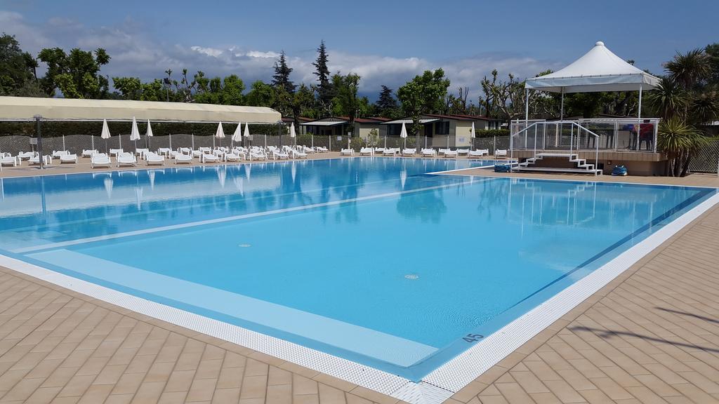 Sereno Camping Holiday Moniga del Garda Exterior foto
