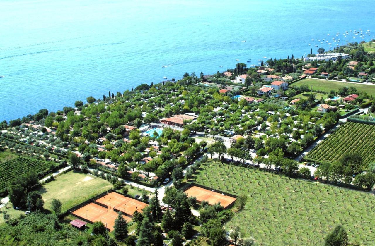 Sereno Camping Holiday Moniga del Garda Exterior foto